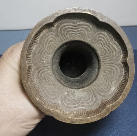 古玩雜項晚清至民國銅花觚擺件拍賣,當前價格3800元