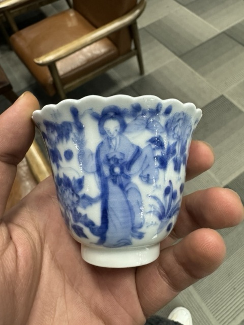 古玩陶瓷十九世紀(jì)?青花四美圖花口杯拍賣，當(dāng)前價(jià)格945元