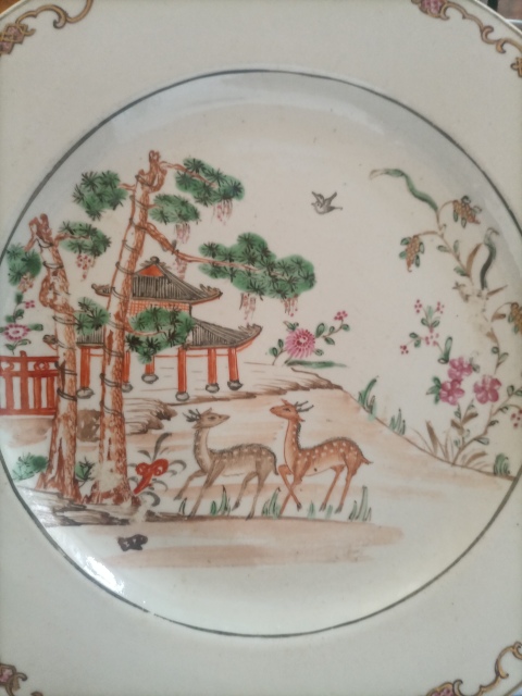 古玩陶瓷乾隆鹿紋粉彩盤拍賣，當前價格2500元