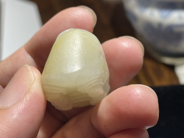 古玩玉器籽料.新疆和田玉雕童子招財拍賣,當前價格26800元