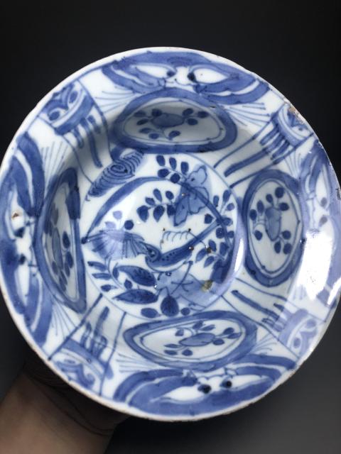 古玩陶瓷明萬(wàn)歷,青花花鳥(niǎo)紋折沿洗拍賣,當(dāng)前價(jià)格2700元