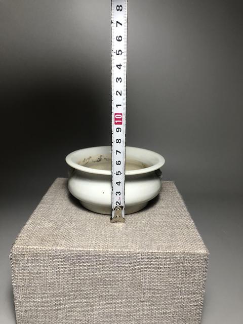 古玩陶瓷德化,白瓷獅耳爐拍賣,當前價格1680元