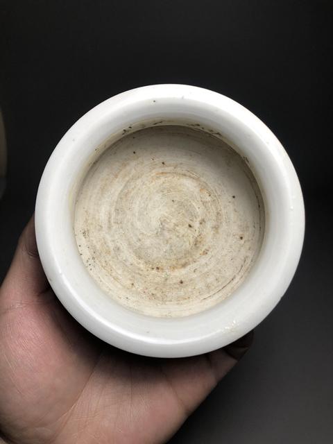 古玩陶瓷德化,白瓷獅耳爐拍賣,當前價格1680元