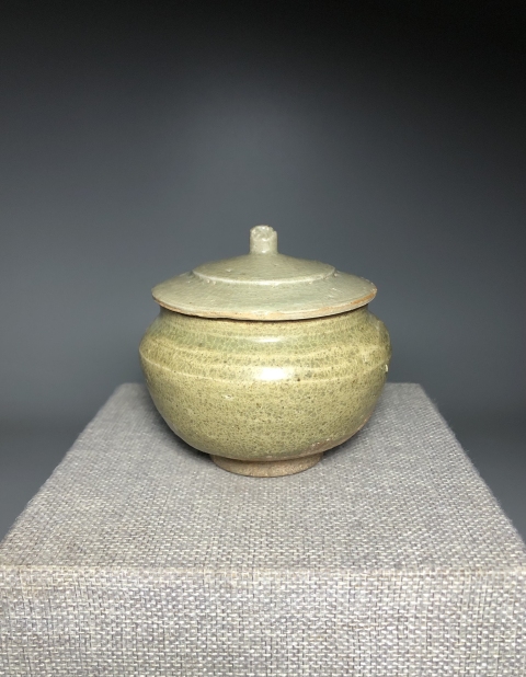古玩陶瓷元代青釉茶葉蓋罐（保真卡）拍賣，當前價格2680元