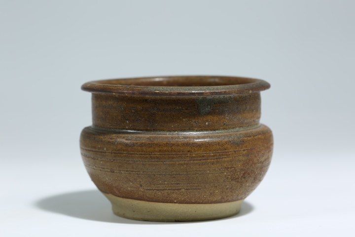 古玩陶瓷贛州窯褐釉香爐拍賣,當前價格2500元