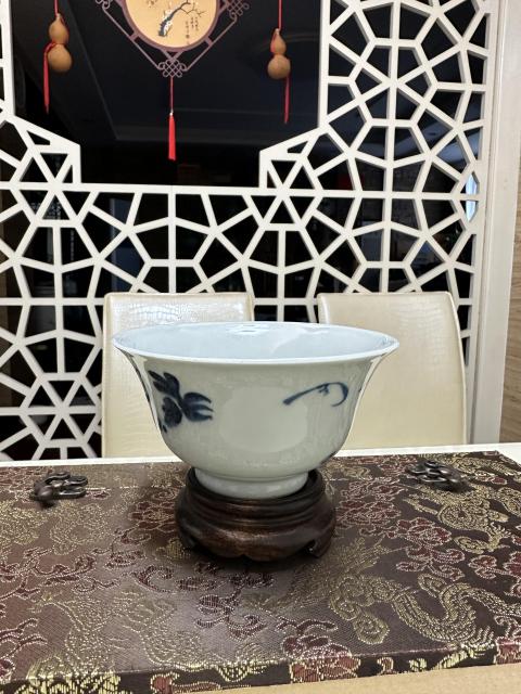 古玩陶瓷青花花卉紋茶園一對拍賣，當前價格8800元