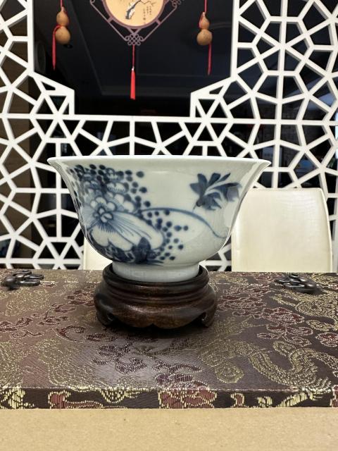 古玩陶瓷青花花卉紋茶園一對拍賣，當前價格8800元