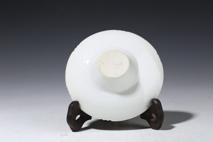 古玩陶瓷民國·淺絳彩山水紋三才蓋碗真品鑒賞圖