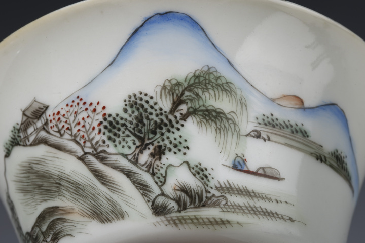 古玩陶瓷民國·淺絳彩山水紋三才蓋碗真品鑒賞圖