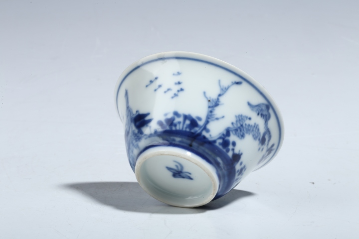 古玩陶瓷清康熙·青花山水人物紋杯拍賣,當前價格774元