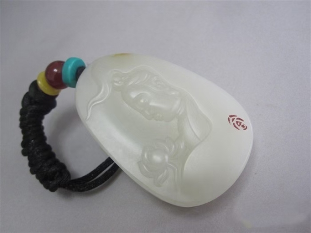 古玩玉器新疆和田脂白玉雕“觀音牌”拍賣,當前價格5688元