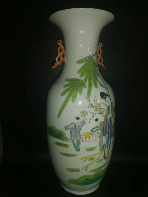 古玩陶瓷粉彩三娘教子圖撇口瓶拍賣,當(dāng)前價格4600元