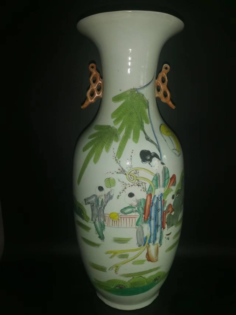 古玩陶瓷粉彩三娘教子圖撇口瓶拍賣,當(dāng)前價格4600元