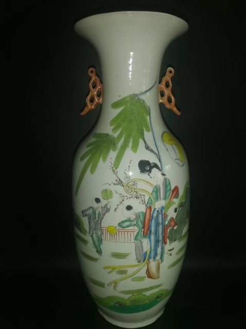 古玩陶瓷粉彩三娘教子圖撇口瓶拍賣,當(dāng)前價格4600元