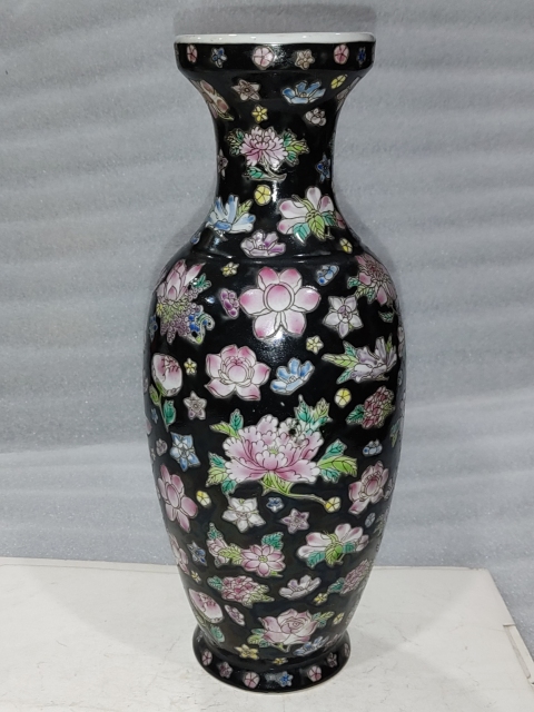 古玩陶瓷百花不落地粉彩瓶拍賣,當前價格1288元