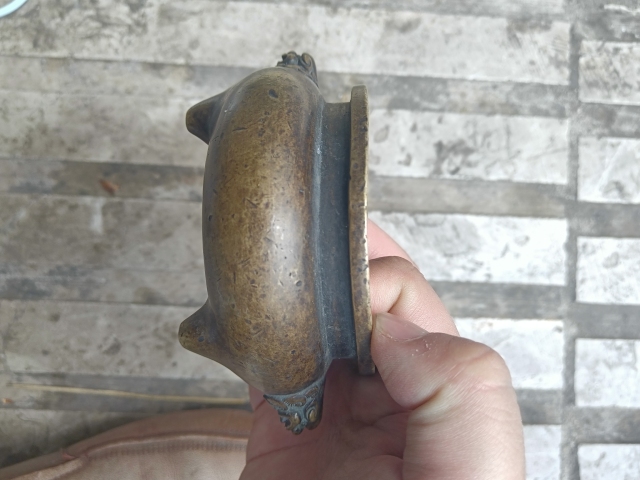 古玩銅器銅爐拍賣，當(dāng)前價(jià)格500元