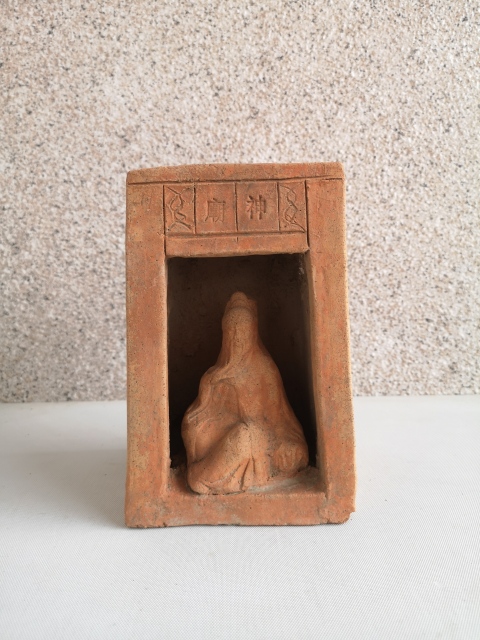 古玩陶瓷紅陶關公拍賣，當前價格680元