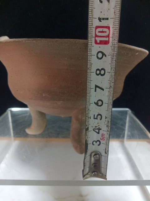 古玩陶瓷戰漢雙耳三足硬陶鼎拍賣，當前價格2000元