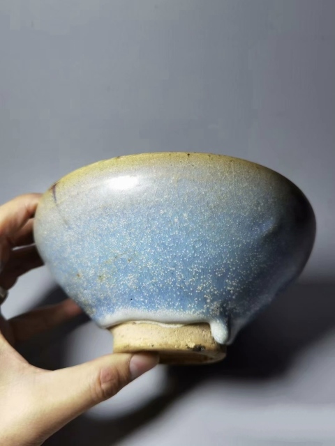 古玩陶瓷元鈞窯天藍雪花釉掛大紅斑大碗，華豫之門專家認定，已經域鑒線下保真！拍賣，當前價格5000元