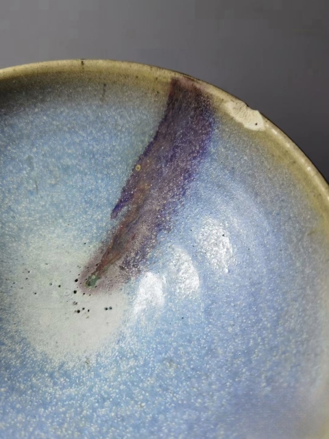 古玩陶瓷元鈞窯天藍雪花釉掛大紅斑大碗，華豫之門專家認定，已經域鑒線下保真！拍賣，當前價格5000元