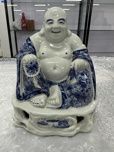 古玩陶瓷民國萬同順款青花彌勒笑佛拍賣,當(dāng)前價格25888元