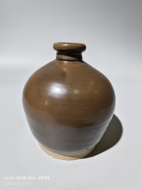 古玩陶瓷明代·褐釉瓶拍賣，當前價格1808元
