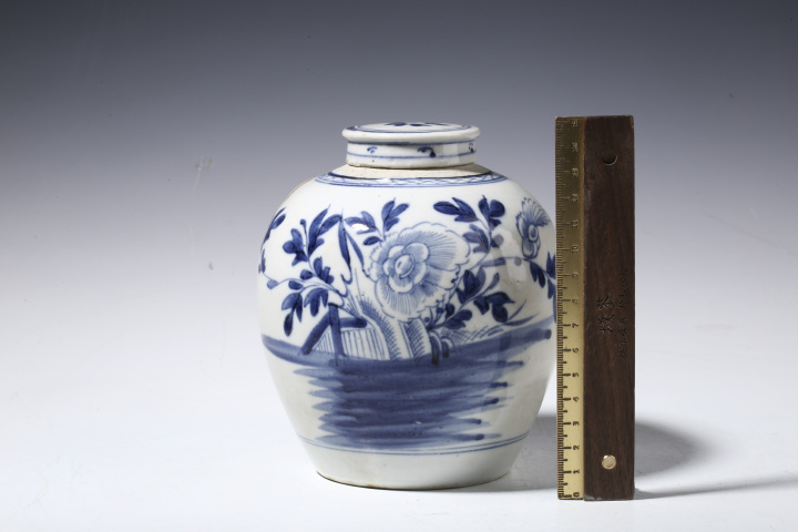 古玩陶瓷清中·青花花卉紋蓋罐拍賣，當前價格118元