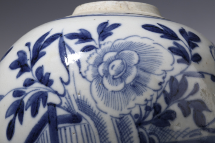 古玩陶瓷清中·青花花卉紋蓋罐拍賣，當前價格118元