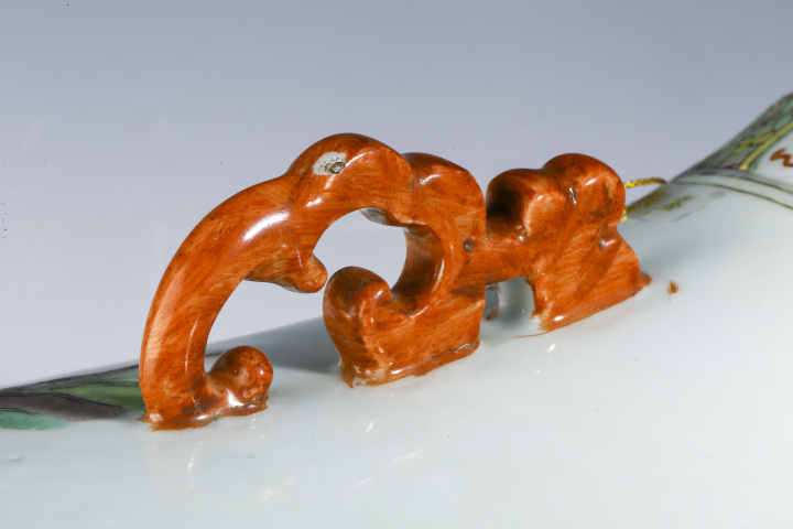 古玩陶瓷·五彩群仙祝壽紋雙螭龍耳尊
真品鑒賞圖