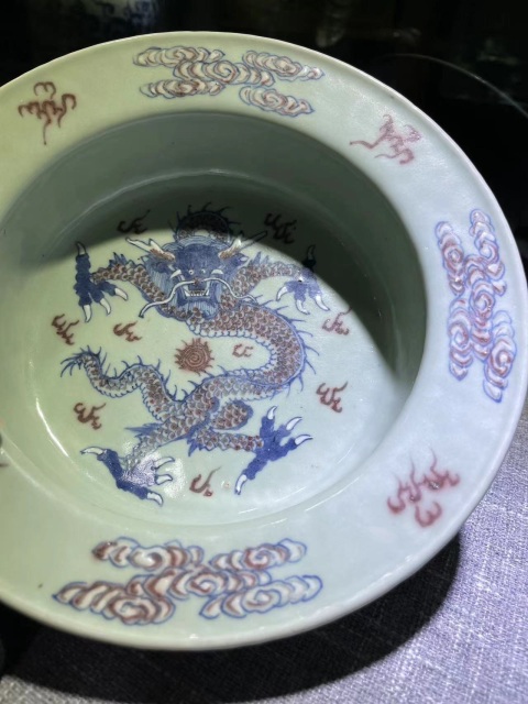 古玩雜項乾隆·青釉青花堆白釉里紅盤龍紋折沿洗拍賣，當前價格75000元