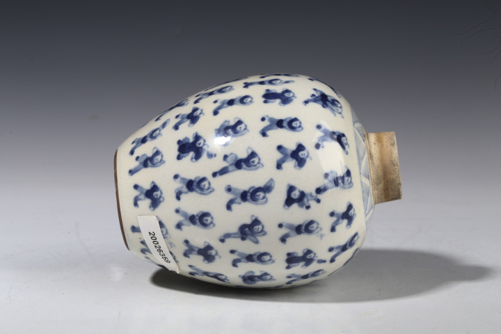 古玩陶瓷清光緒·煨瓷青花百子?jì)霊驁D蓋罐
真品鑒賞圖