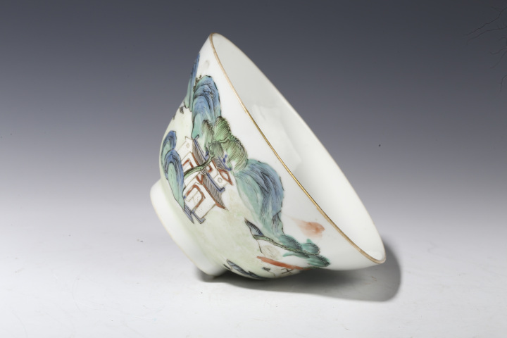 古玩陶瓷道光·粉彩山水人物紋茶碗真品鑒賞圖