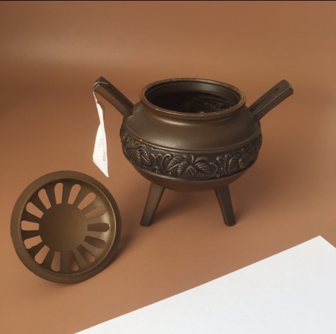 古玩雜項(xiàng)清末香爐拍賣,當(dāng)前價(jià)格399元