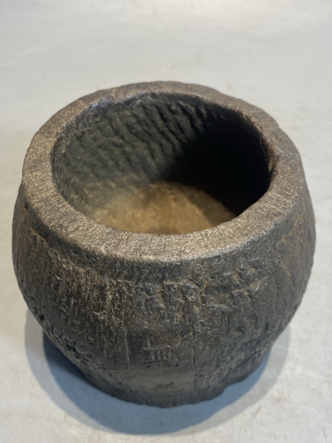 古玩雜項清.黑青石石臼拍賣,當前價格3000元