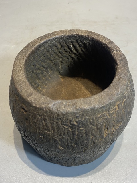 古玩雜項清.黑青石石臼拍賣,當前價格3000元