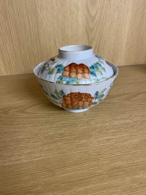 古玩陶瓷清晚期一品富貴瓜棱花卉紋粉彩蓋碗拍賣,當前價格1800元