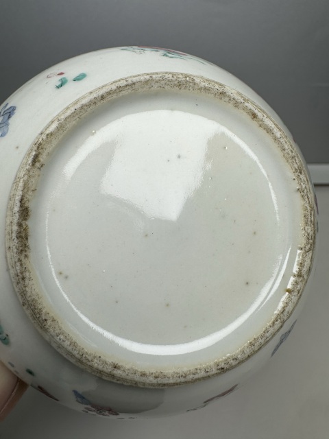 古玩陶瓷同治?人物紋粉彩蓋盒拍賣,當前價格1280元