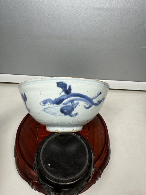 古玩陶瓷摩羯龍紋青花碗拍賣，當前價格1000元