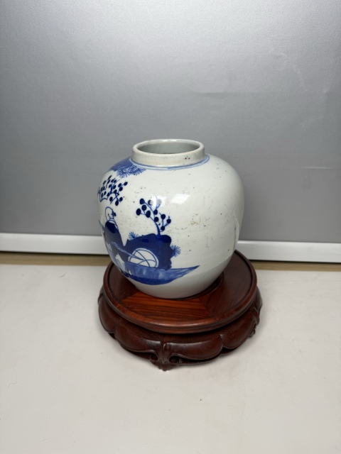 古玩陶瓷晚清攜琴訪友人物紋青花罐拍賣,當前價格2300元