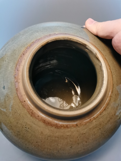 古玩陶瓷明末清初·青釉罐真品鑒賞圖