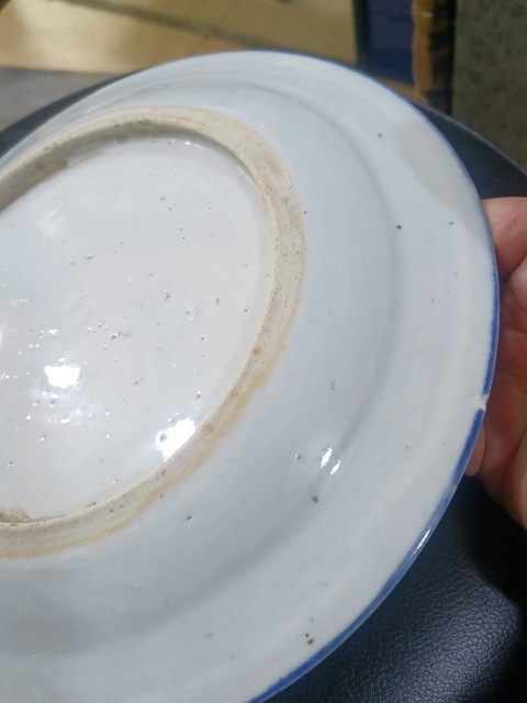 古玩陶瓷清中期青花山水人物紋折沿盤拍賣,當前價格1800元