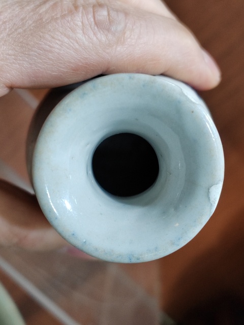 古玩陶瓷乾隆青花連生貴子人物紋瓶拍賣,當前價格1200元