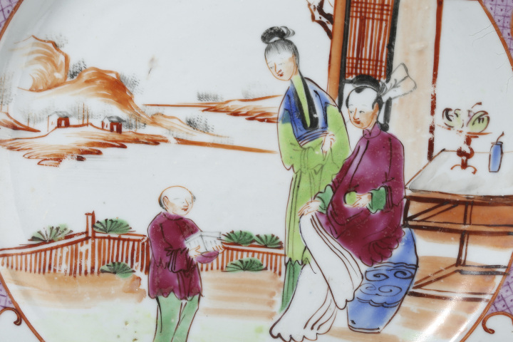 古玩陶瓷清乾隆·廣彩教子圖折沿盤(pán)拍賣(mài)，當(dāng)前價(jià)格474元