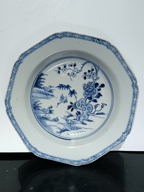古玩陶瓷清中期?青花洞石花鳥盤拍賣，當前價格1680元