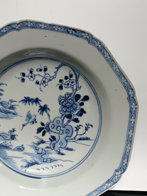 古玩陶瓷清中期?青花洞石花鳥盤拍賣，當前價格1680元