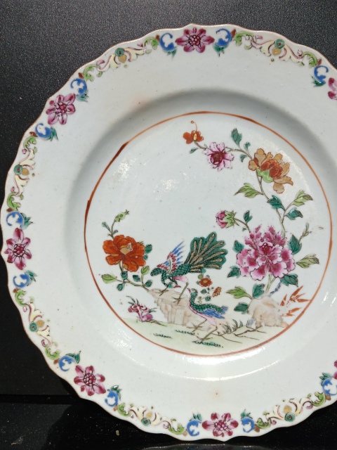 古玩陶瓷清乾隆?粉彩孔雀牡丹紋盤拍賣,當前價格2100元