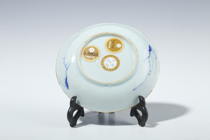 古玩陶瓷清康熙·青花纏枝花卉紋小盤
真品鑒賞圖