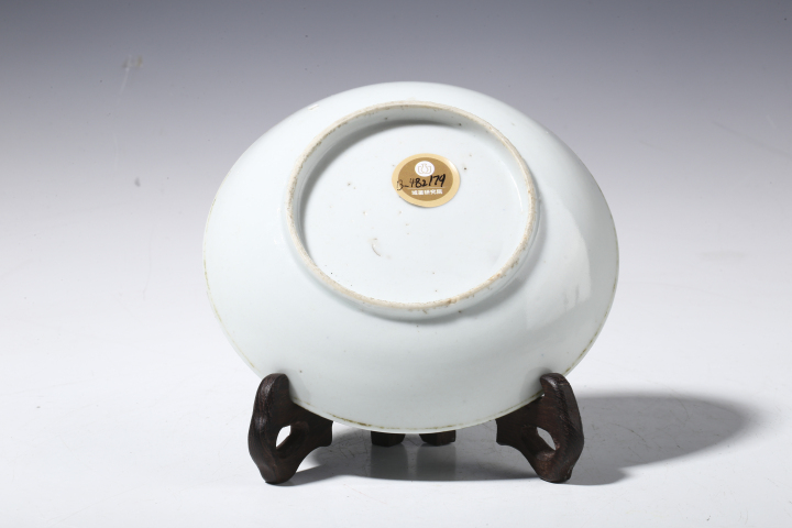 古玩陶瓷晚清·青花梅花壽字紋小盤真品鑒賞圖