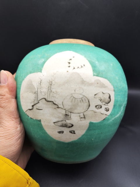 古玩陶瓷松石綠釉開光墨彩山水人物紋蓋罐拍賣,當前價格2280元