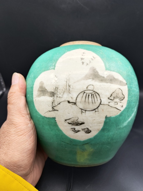 古玩陶瓷松石綠釉開光墨彩山水人物紋蓋罐拍賣,當前價格2280元